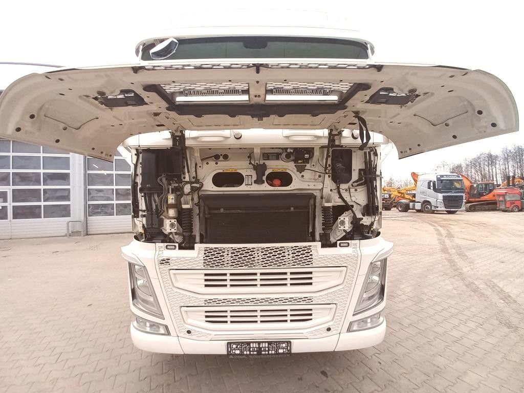 Volvo FH540 6×4 2015 Rekanveturi full
